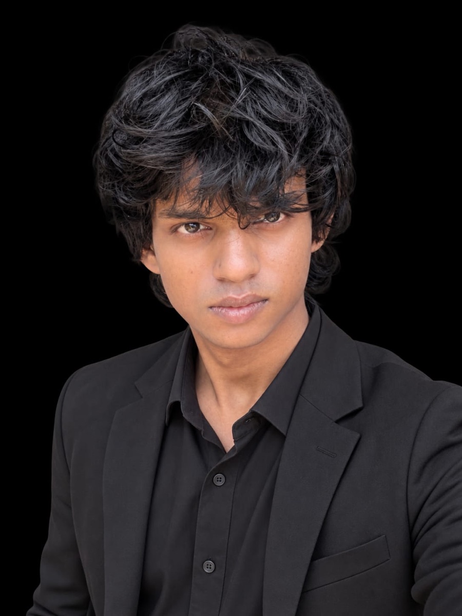 Portrait of Rahul Chandelkar
